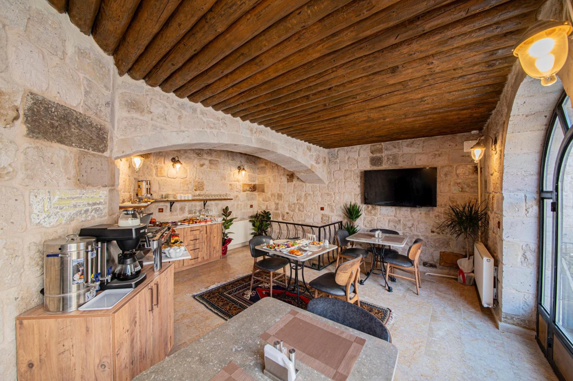 Ares Cave Suites Goreme Exterior photo